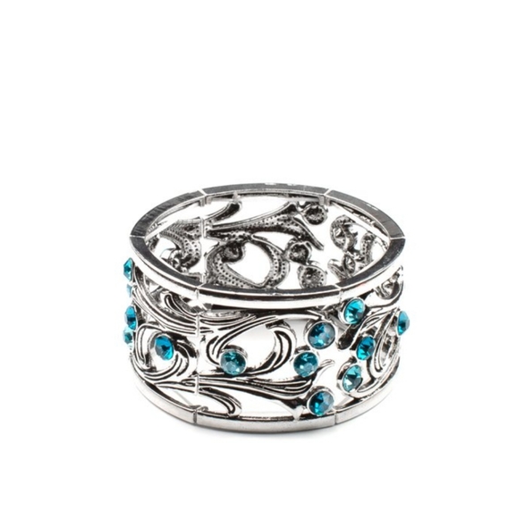 Paparazzi necklaces and earrings - Picture 8 of 8